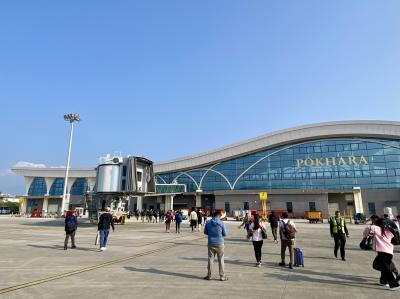 カトマンズからは進行方向右側座席がおすすめ