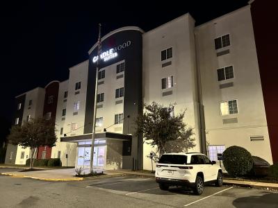 IHGホテル系列ではキレイでお手頃、キッチン完備で自炊もできます