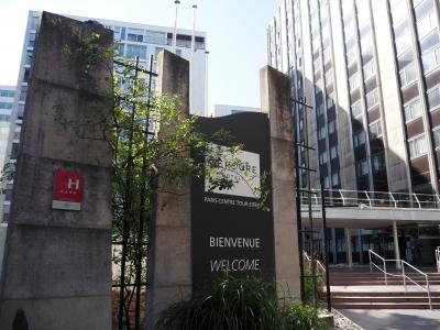 エッフェル塔至近の便利なホテル