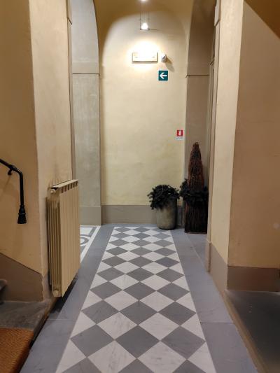 アカデミア美術館、ドゥオーモ、美味しいジェラート屋さんに近く、観光に便利な宿でした