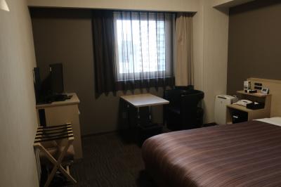 旭川駅正面、天然温泉もある、ホテルルートインGrand旭川駅前 ♪