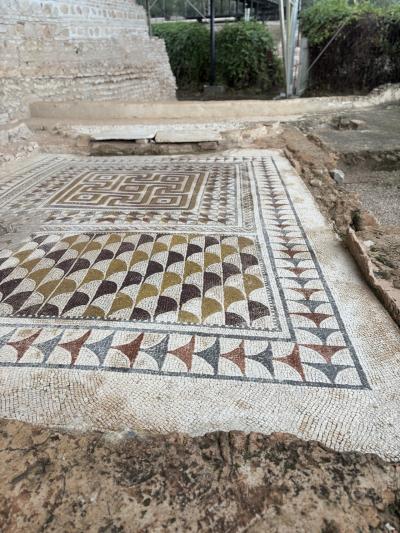 美しいモザイク画が残るローマ遺跡