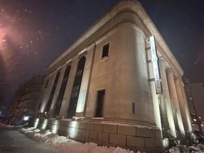 元銀行のおしゃれなホステル☆