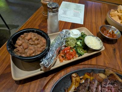 小麦粉ベースのトルティーヤ