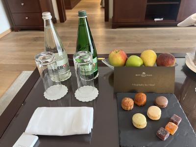 ドリンクやスイーツなどのウェルカムサービスが嬉しい。