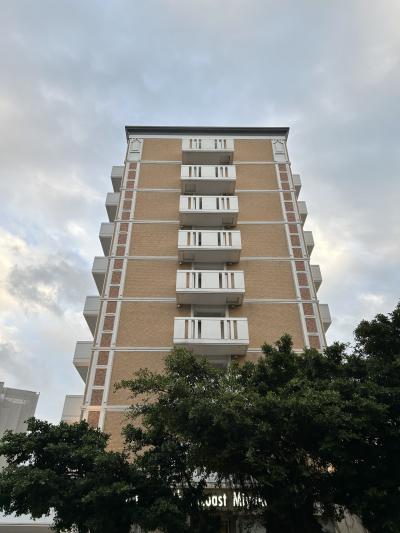 パイナガマビーチまで徒歩すぐ！“海近ステイ”が魅力