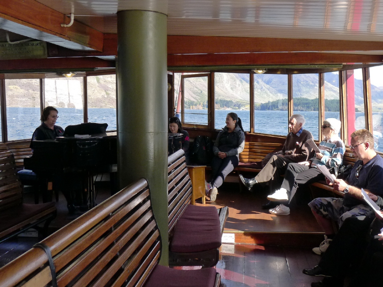 TSSアーンスロー号のクルーズ Cruise by Tss Earnsiaw
