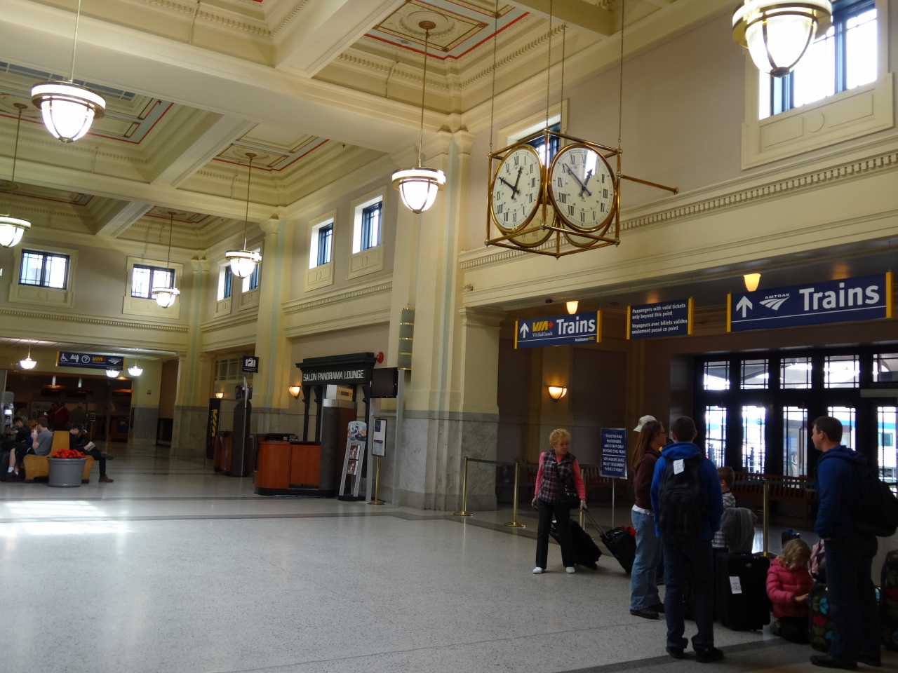 『アムトラックやVIA Railのターミナル駅だが。。。』by Ken|パシフィックセントラル駅(バンクーバー)のクチコミ【フォートラベル】