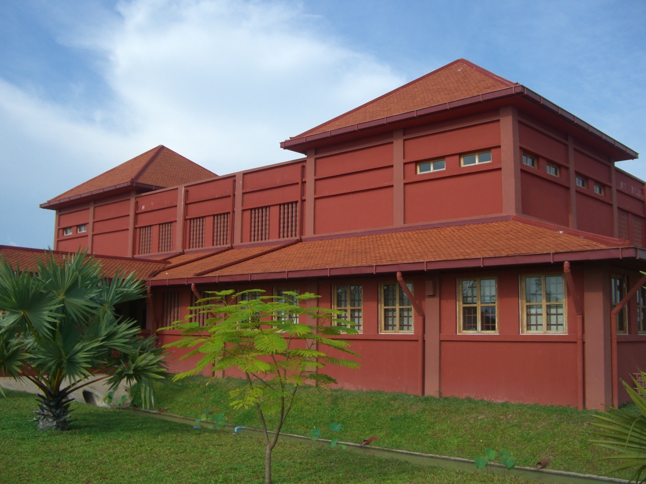 プリア ノロドム シハヌーク アンコール博物館 Preah Norodom Sihanouk-Angkor Museum