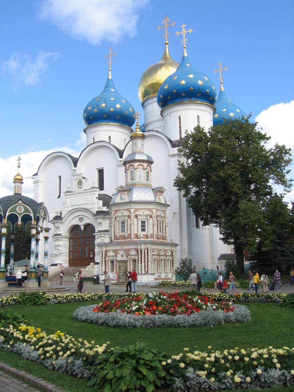 セルギエフ ポサドのトロイツェ セルギー大修道院の建造物群 Architectural Ensemble of the Trinity Sergius Lavra in Sergiev Posad