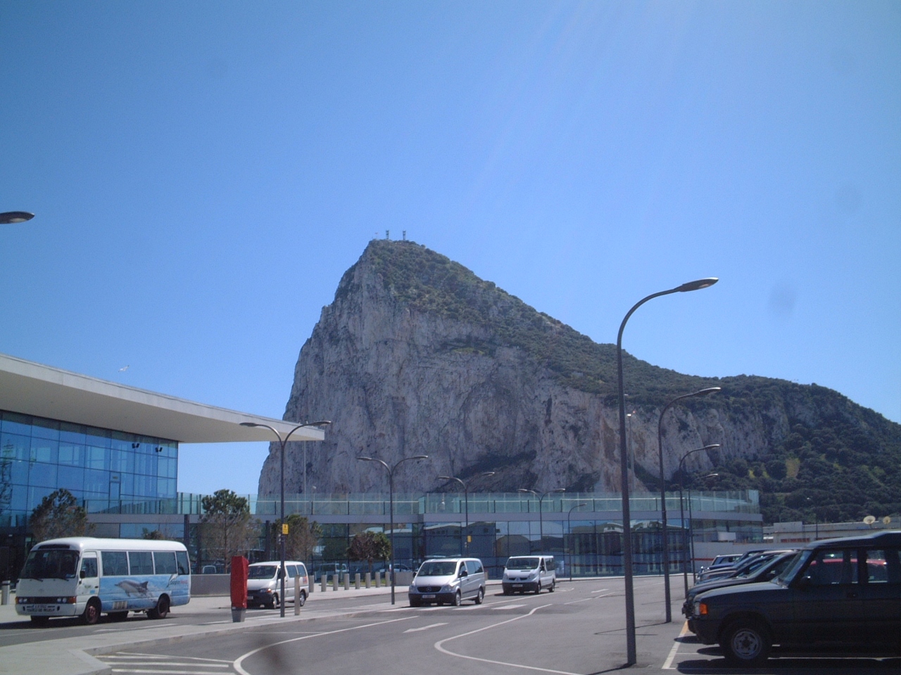 ジブラルタル国際空港 (GIB) Gibraltar Airport (GIB)