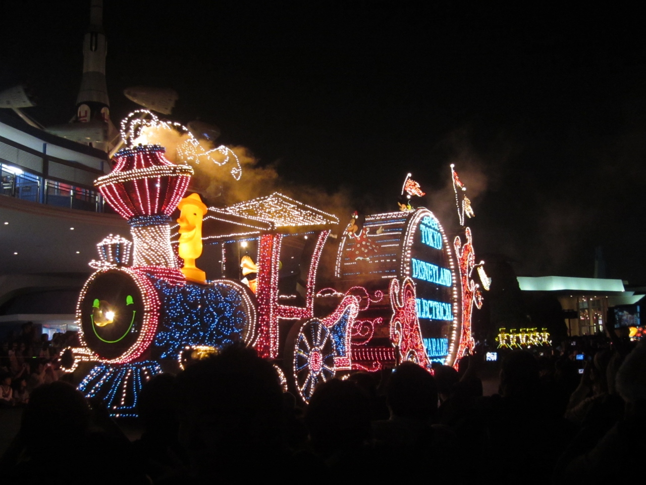 『夢と魔法の国』by bananacue｜東京ディズニーランドのクチコミ【フォートラベル】