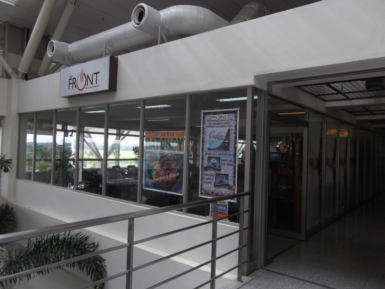 イロイロ国際空港 (ILO)                Iloilo International Airport