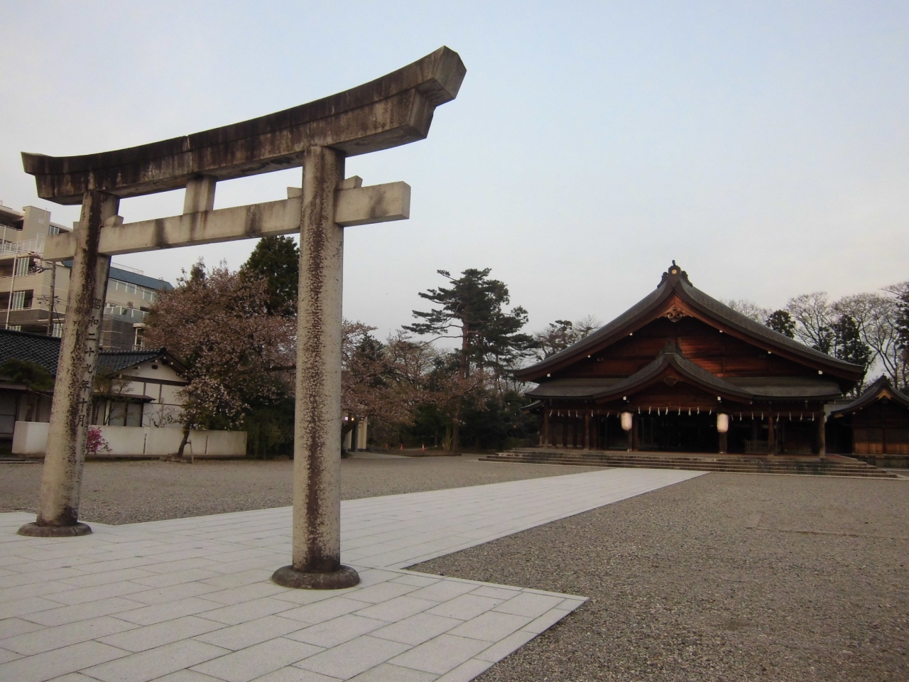 護國神社富山 Playmisty