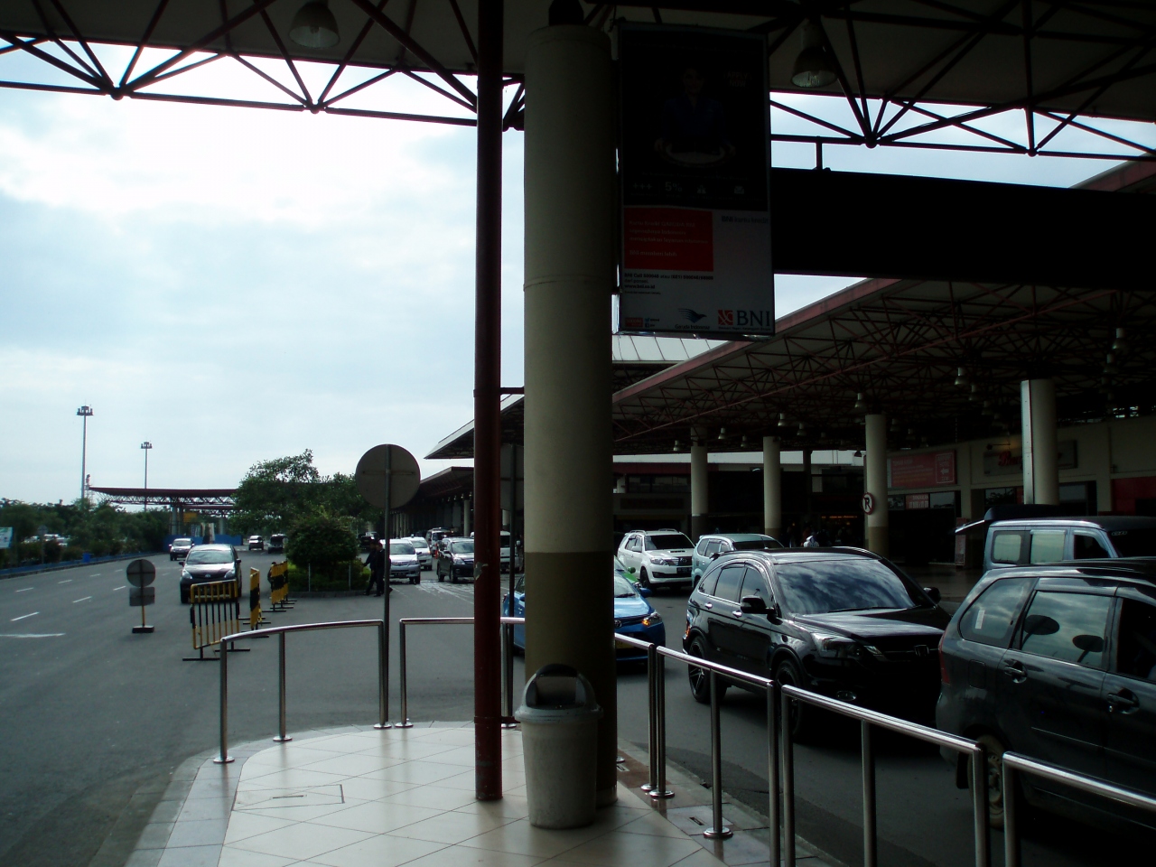 ジュアンダ国際空港 (SUB)                Juanda International Airport (SUB)