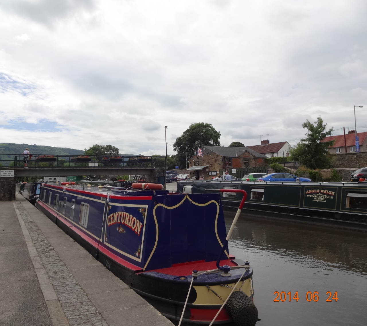 ポントカサルテ水道橋と運河                Pontcysyllte Aqueduct and Canal