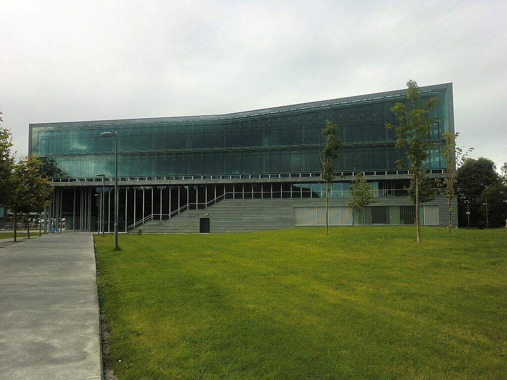 アイルランド国立大学ゴールウェイ校                National University of Ireland, Galway