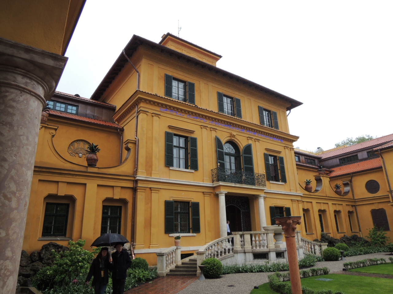 レンバッハハウス美術館 Staedtische Galerie im Lenbachhaus