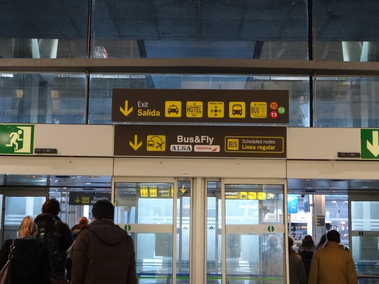 アドルフォ スアレス マドリード バラハス空港 (MAD) Adolfo Suarez Madrid Barajas Airport
