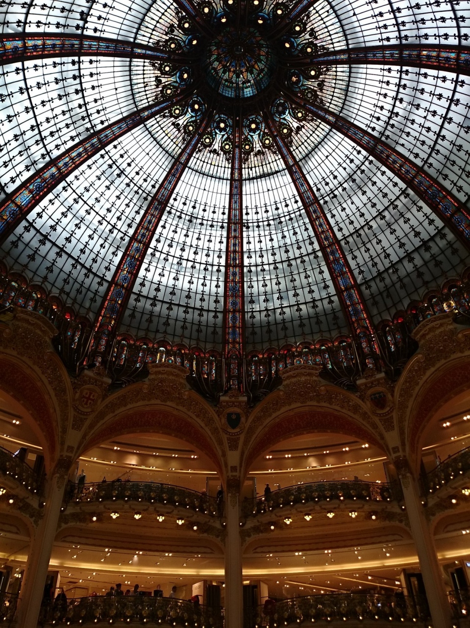 ギャラリー ラファイエット百貨店 (パリ オスマン本店) Galeries Lafayette Paris Haussman