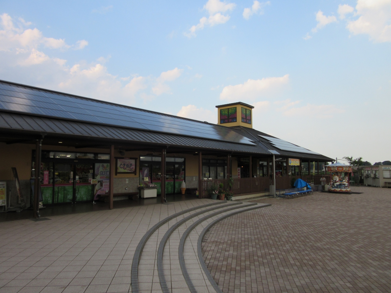 北関東自動車道 壬生PA(東行き)」と「北関東自動車道 壬生PA 西行き)」の三施設合同の施設です』by kasakayu6149|道の駅 みぶのクチコミ【フォートラベル】 北関東自動車道 壬生PA(東行き)」と「北関東自動車道 壬生PA 西行き)」の三施設合同の施設です』by kasakayu6149|道の駅 みぶのクチコミ【フォートラベル】