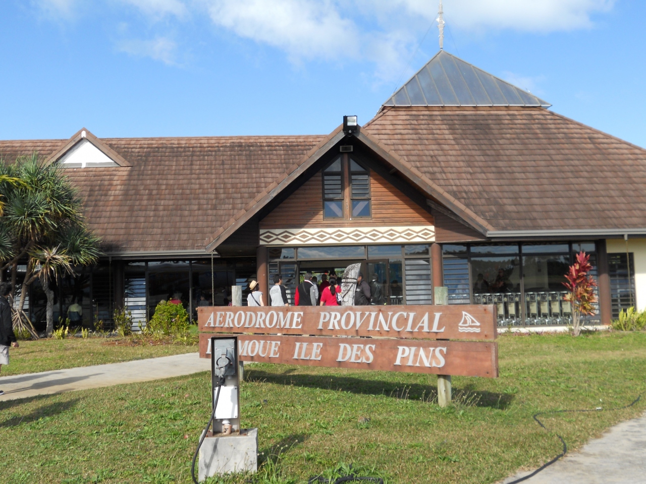 イルデパン空港 (ILP) Ile des Pins Airport (ILP)