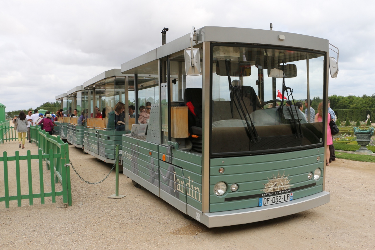 ヴェルサイユの宮殿と庭園 Palace and Park of Versailles