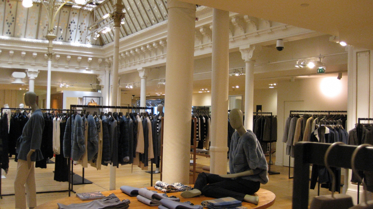 ル ボン マルシェ ゴーシュ Le Bon Marche Rive Gauche