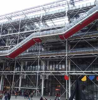 ジョルジュ ポンピドゥ広場 Place Georges Pompidou