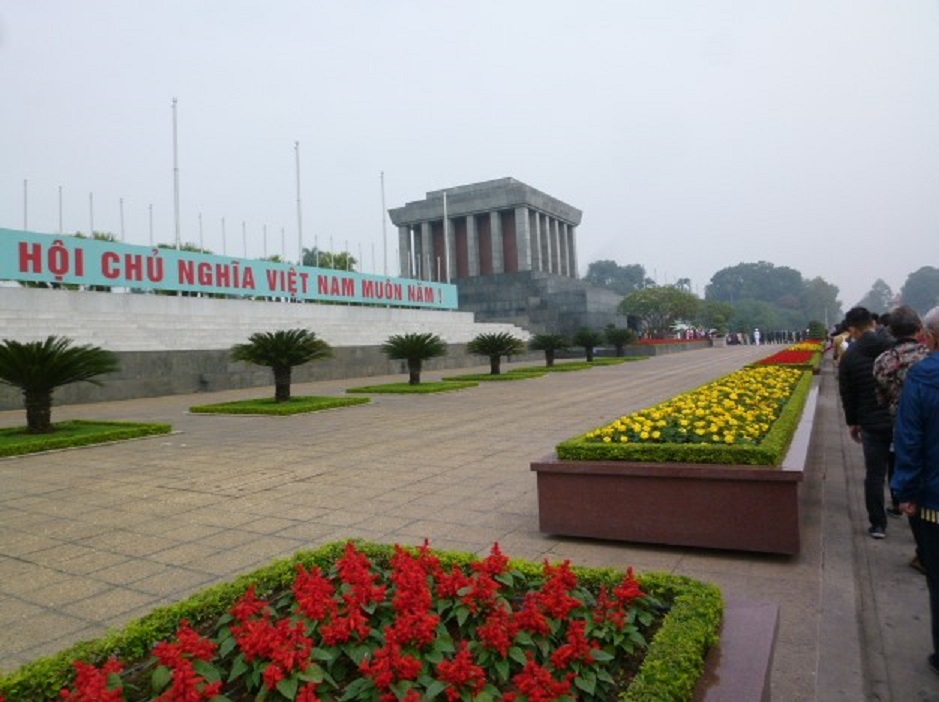 ホーチミン廟                Ho Chi Minh Mausoleum