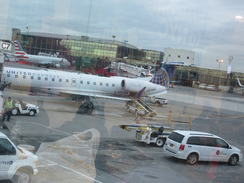ラガーディア空港 (LGA) Laguardia Airport (LGA)