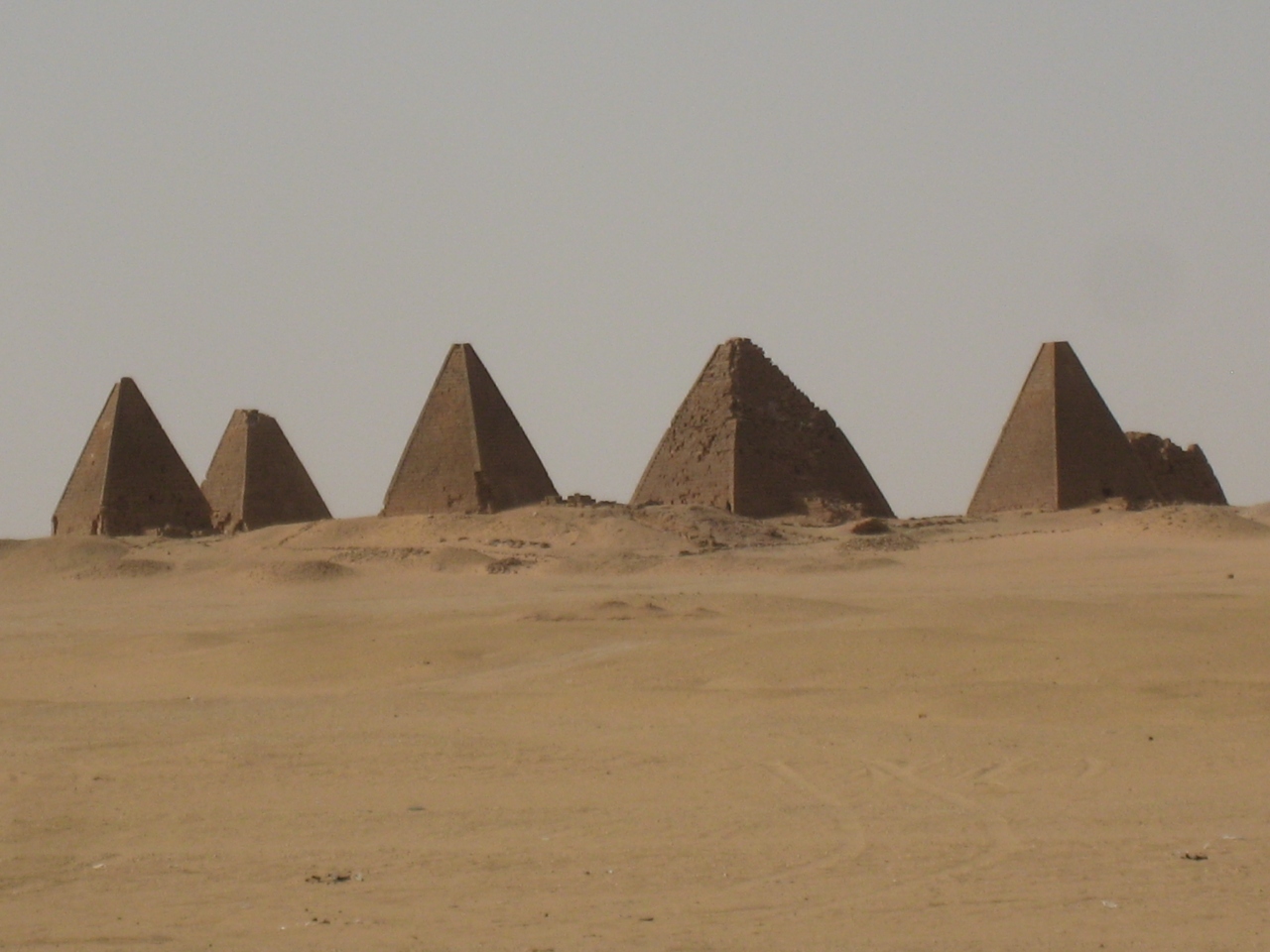 ゲベル・バルカルとナパタ地域の遺跡群 Gebel Barkal and the Sites of the Napatan Region