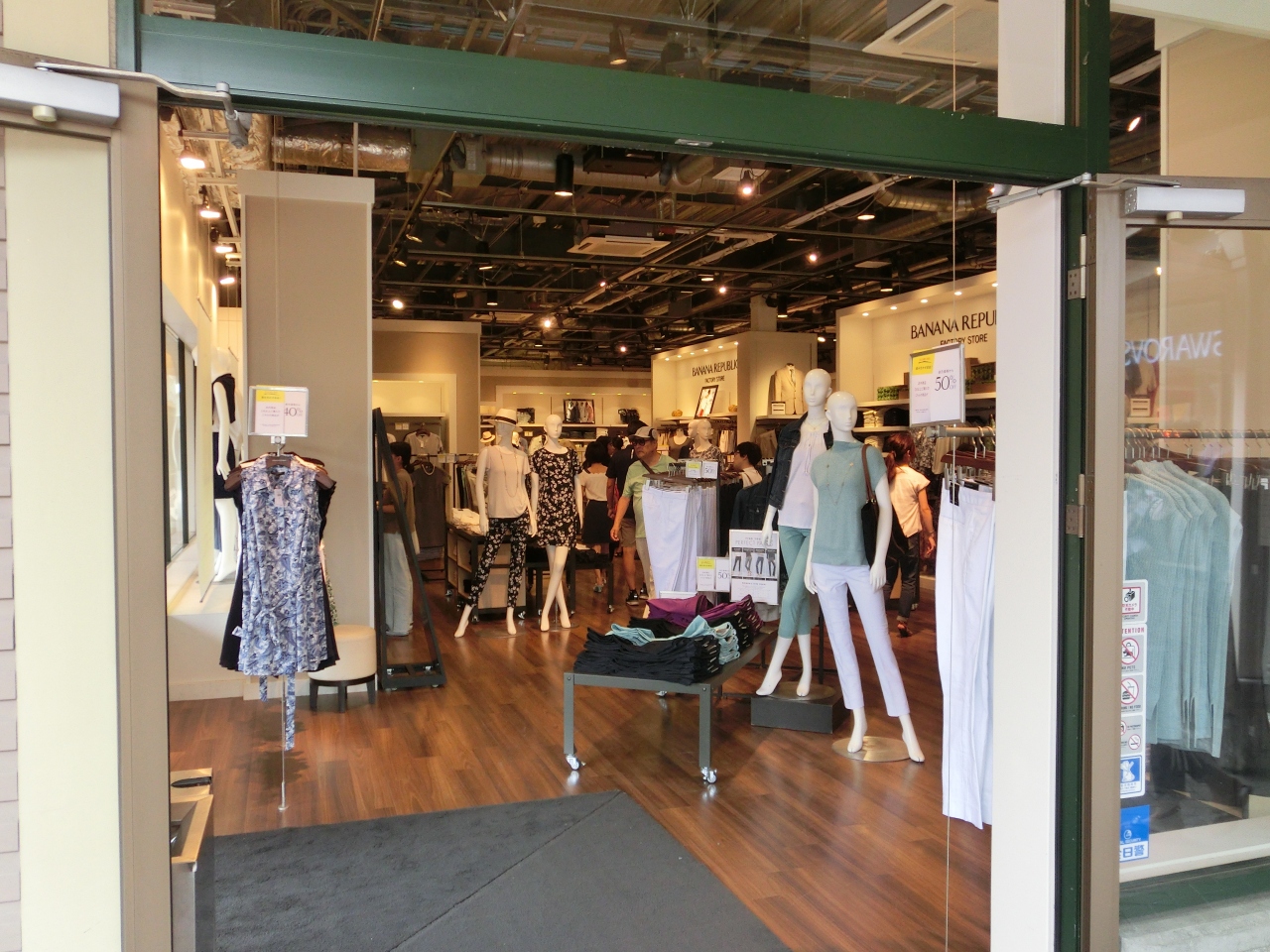 『一世を風靡したブランドだが・・。』by Tama｜バナナ リパブリック (御殿場プレミアムアウトレット店)のクチコミ【フォートラベル】