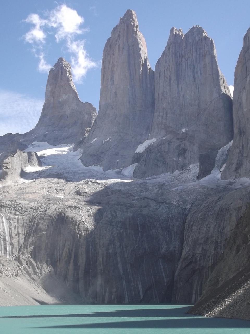 トーレス デル パイネ国立公園 Torres del Paine National Park