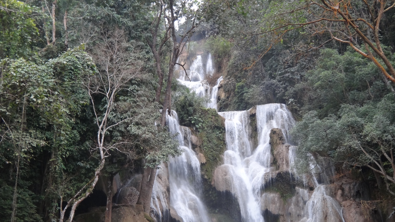 クアンシーの滝 Tad Kuang Si (Kuang Si Fall)