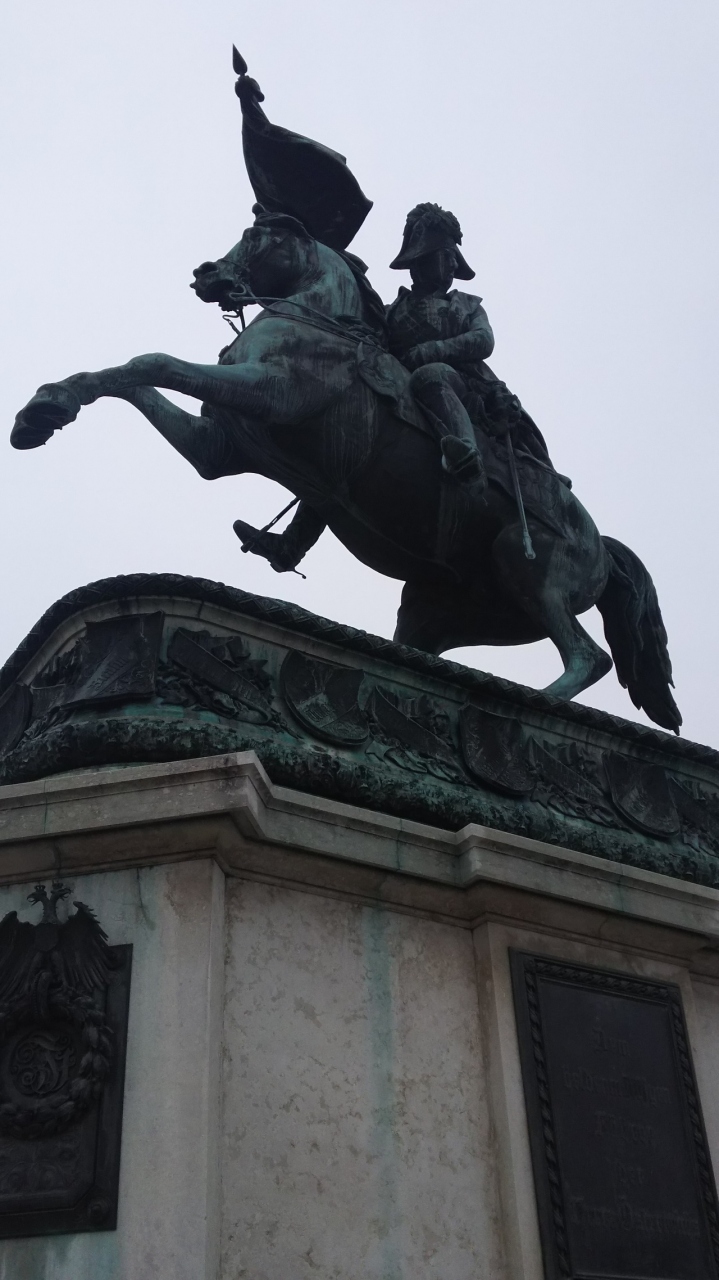 カール フォン エスターライヒ像 Reiterstandbild Erzherzog Karl