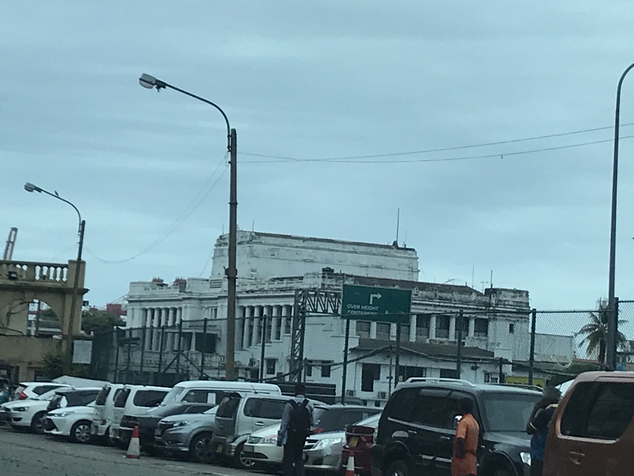 『ターミナル駅』by yamyam｜コロンボ フォート駅のクチコミ【フォートラベル】