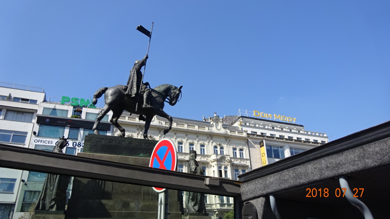 聖ヴァーツラフの騎馬像 Equestrian statue of St. Wenceslas