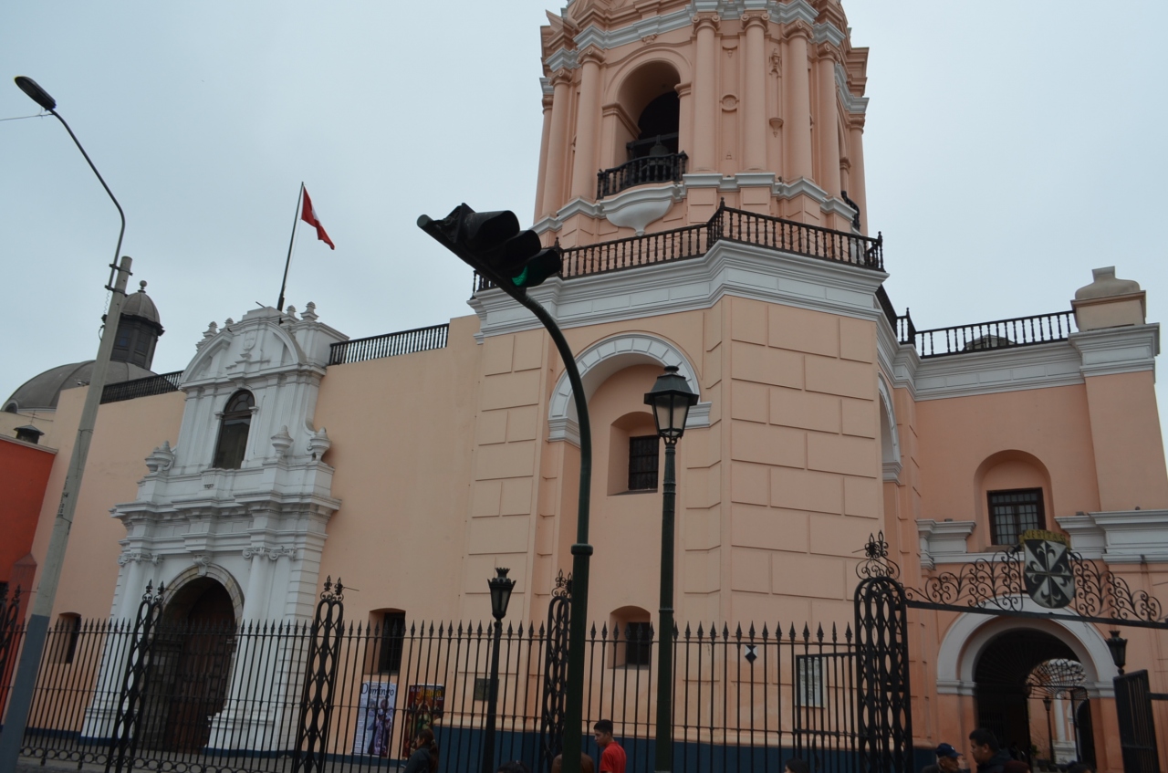サント ドミンゴ教会/修道院 Iglesia de Santo Domingo