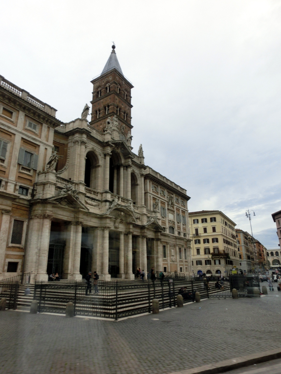 『ローマと切っても切り離せないバチカン市国』by 聖|ローマ歴史地区、教皇領とサン パオロ フオーリ レ ムーラ大聖堂(バチカン市国)の