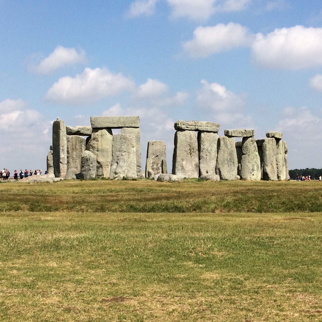 ストーンヘンジ、エーヴベリーと関連する遺跡群 Stonehenge, Avebury and Associated Sites
