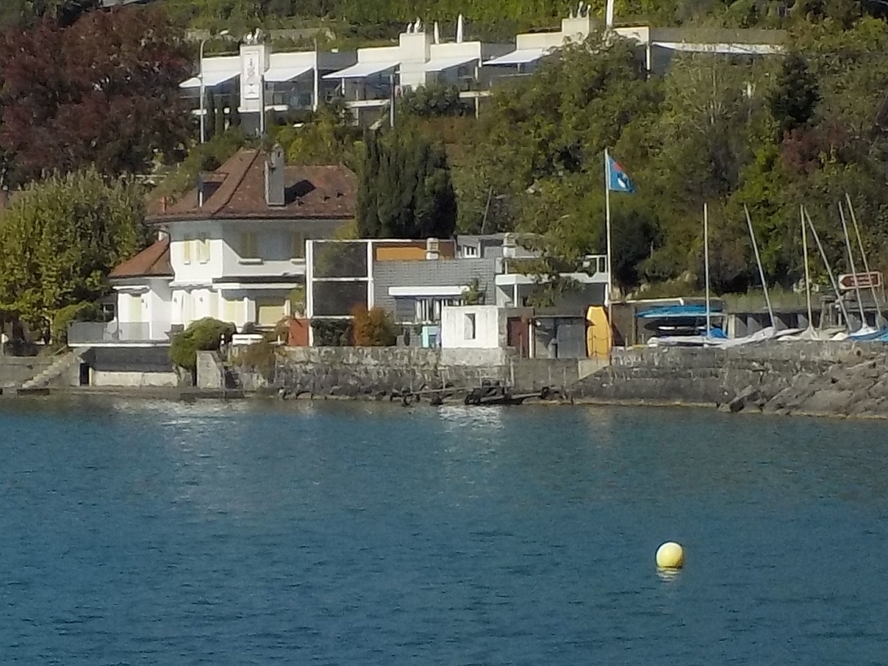 レマン湖畔の小さな家 Petite villa au bord du lac Léman