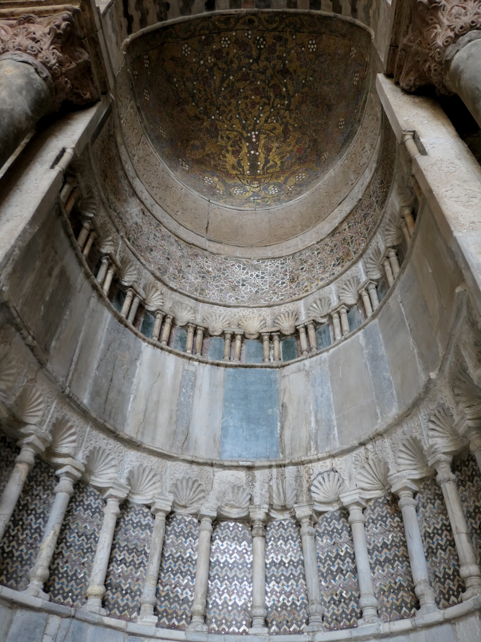 スルタン・カラーウーンのマドラサ                The Madrassa of Sultan Qalawun
