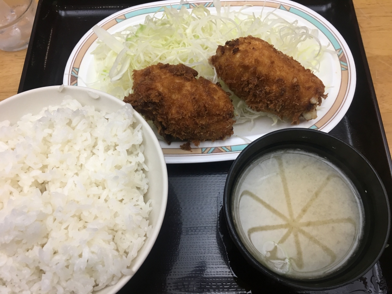 近く の ご飯 屋 さん 安い