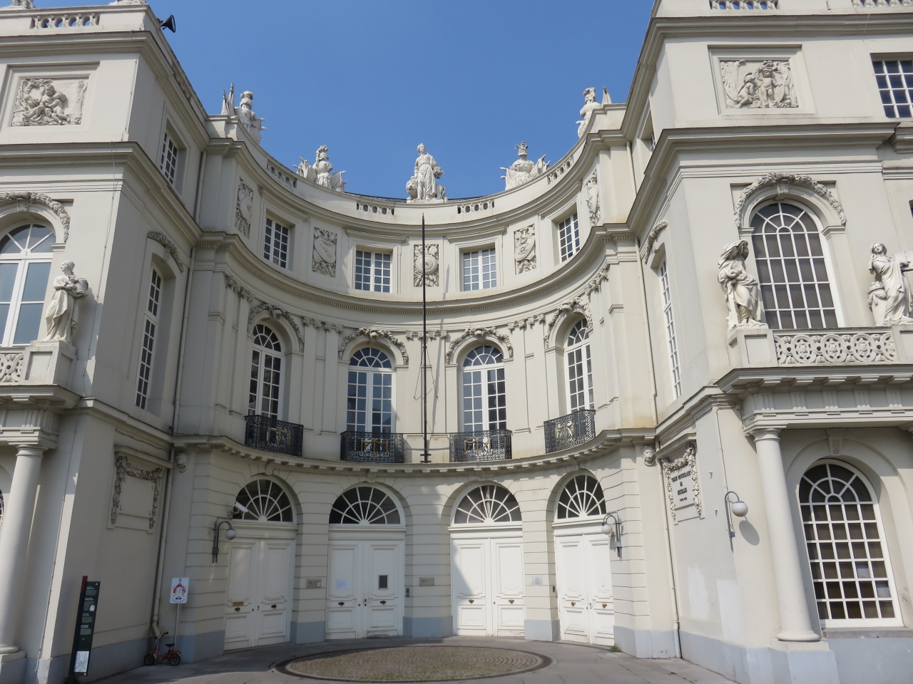 シャルル・ド・ロレーヌ宮 Palais de Charles de Lorraine/Paleis van Karel van Lotharingen