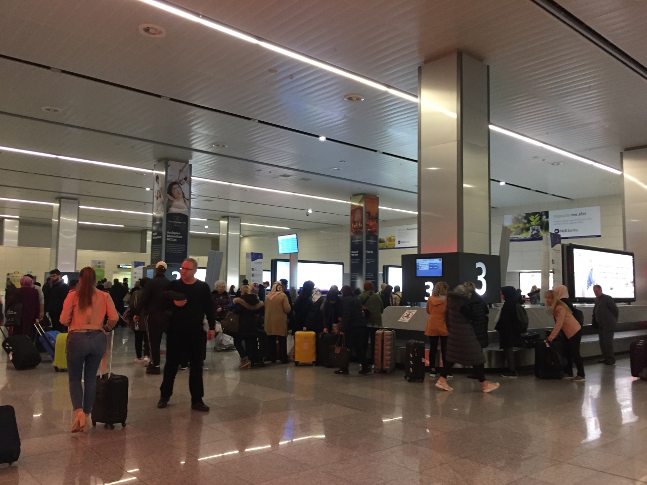 プリシュティナ国際空港 (PRN) Prishtina International Airport (PRN)