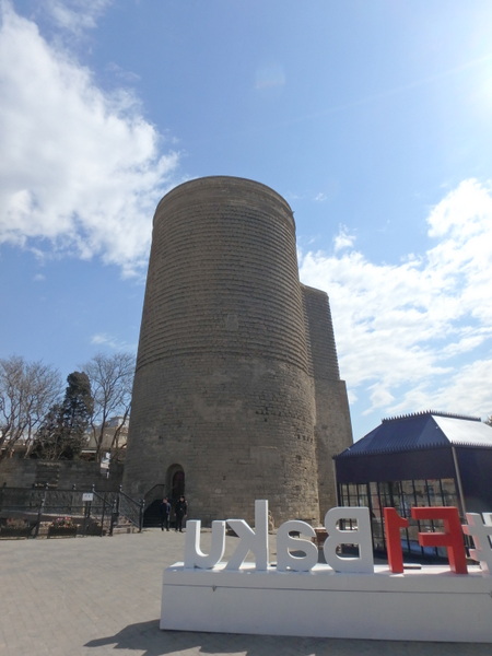 城壁都市バクー、シルヴァンシャー宮殿、及び乙女の塔 Walled City of Baku with the Shirvanshah's Palace and Maiden Tower