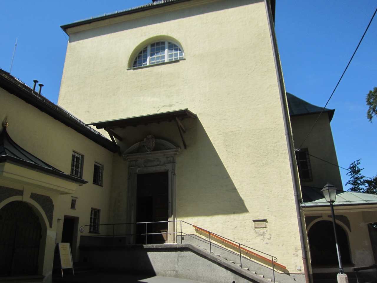 カプツィーナ修道院                Kapuziner Kloster