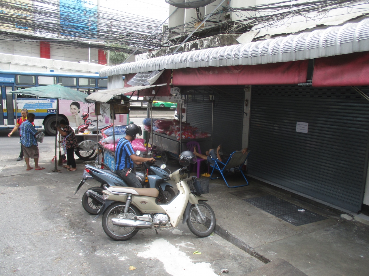 ラーン ガイトーン プラトゥーナム Raan Kaithong Pratunam