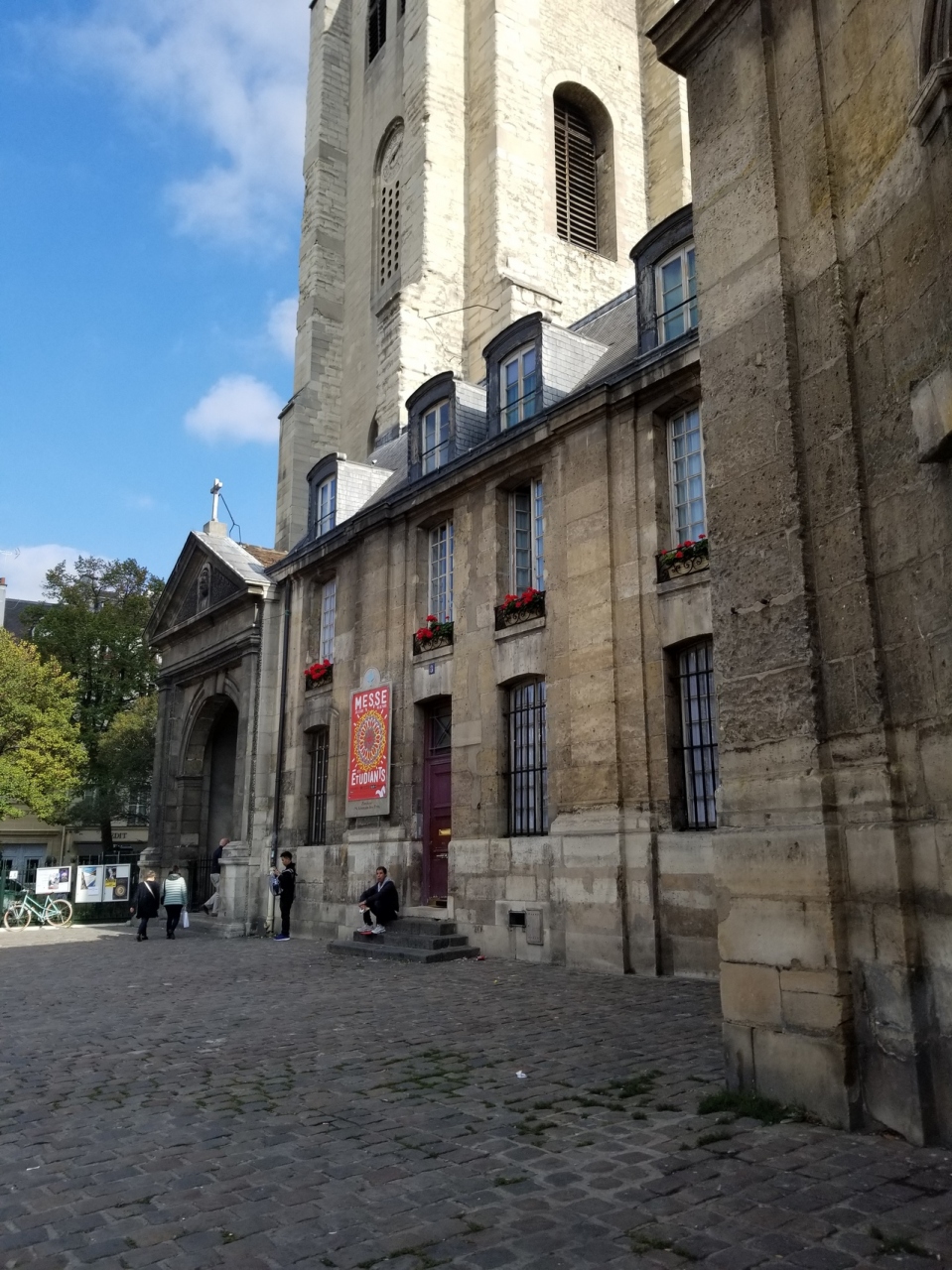 サン ジェルマン デ プレ地区 Saint-Germain-des-Prés District